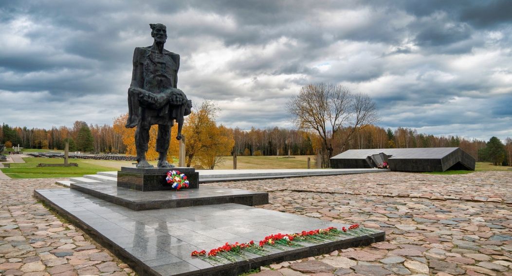 Экскурсия в Хатынь